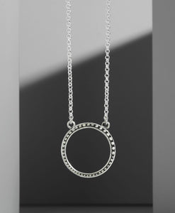 Collar Cadenita Un Circulo Punteado