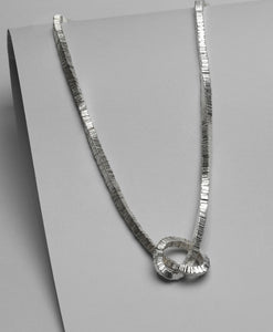 Collar Conchitas Cuadradas