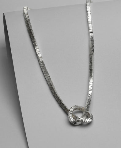 Collar Conchitas Cuadradas