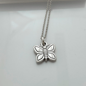 Collar Dije Mariposa Tuti