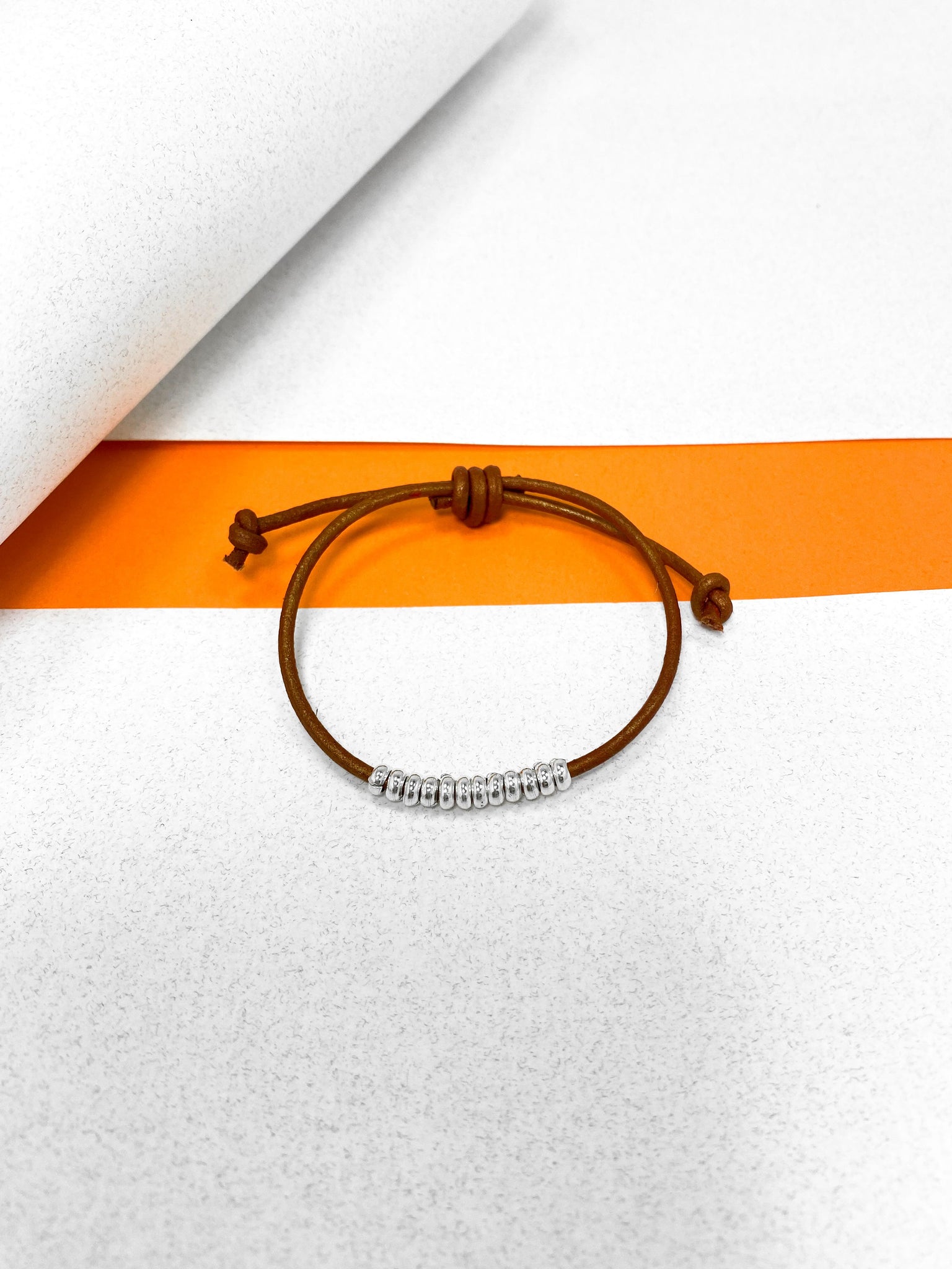Pulsera Cuero Chaquiras Medianas