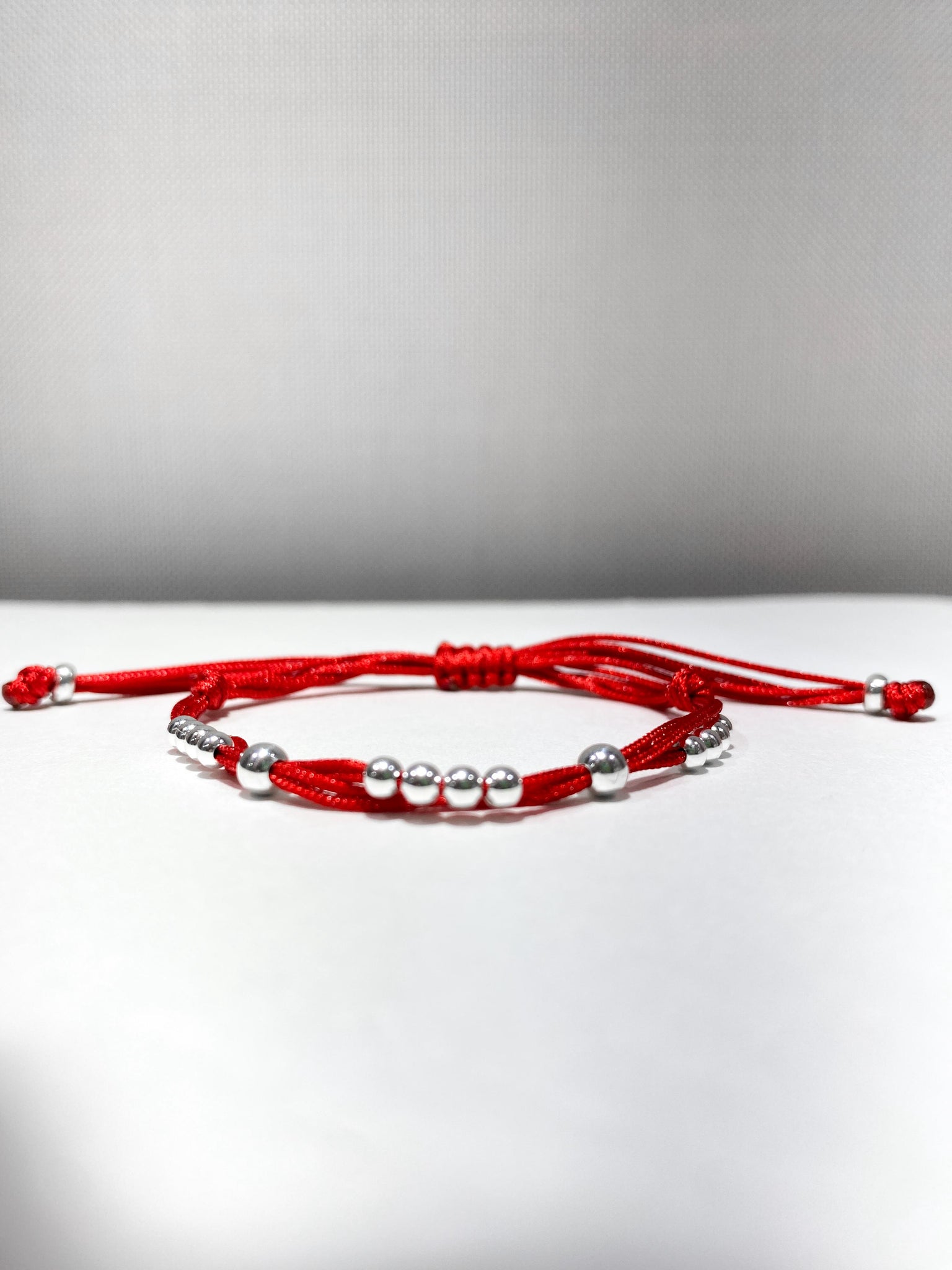 Pulsera Hilo Bolitas Elsi
