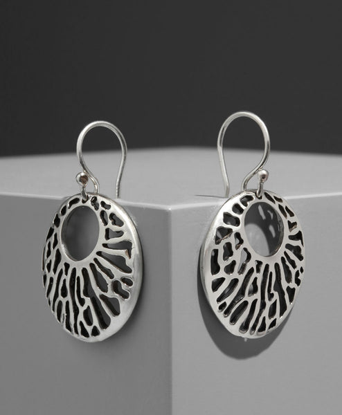 Arete Circulo Hueco Calado