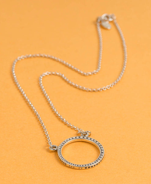 Collar Cadenita Un Circulo Punteado
