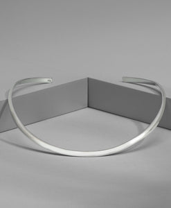 Collar Aro Plano Curvo