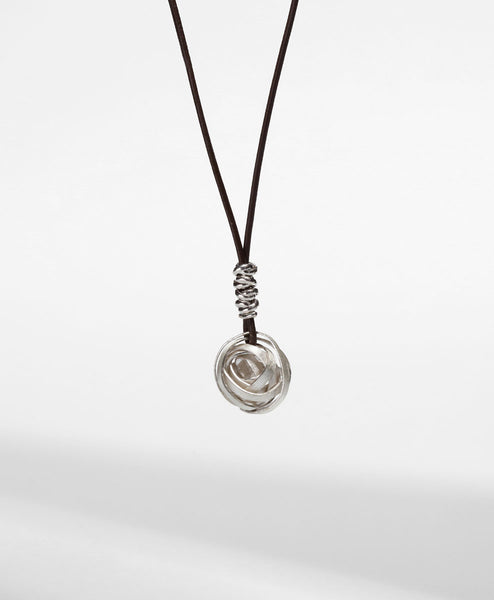 Collar Bola Cinta Satinada Plata