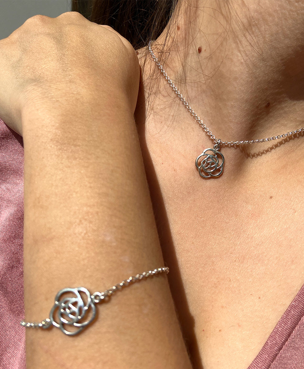 Pulsera Cadenita Rosa Calada