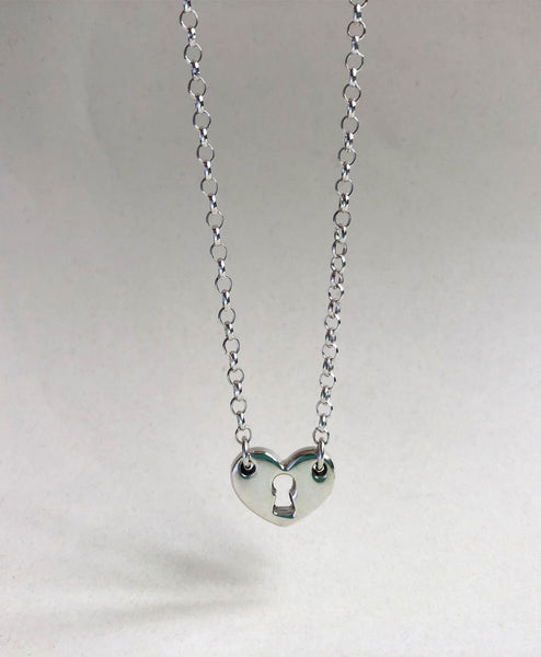 Collar Cadenita Corazón Candado