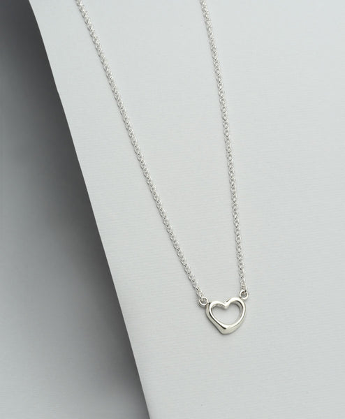 Collar Cadenita Corazón Ti