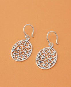 Arete Oval Calado